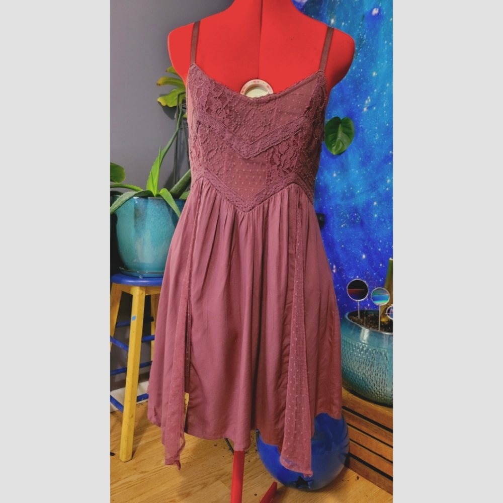 AE Lace Asymmetrical Summer Dress